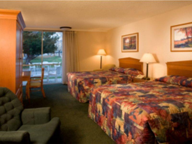Hotel Ramada By Wyndham Albuquerque East Esterno foto